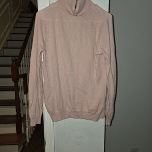 100% CASHMERE Pink Turtleneck Sweater